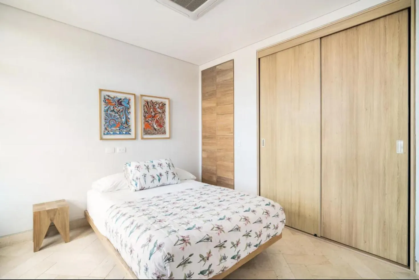 Apartment Sunny New Apt In The Old City Cartagena