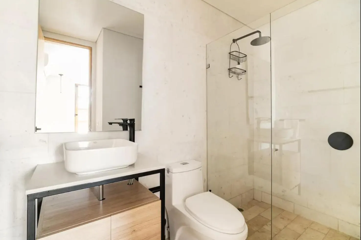 Sunny New Apt In The Old City Cartagena